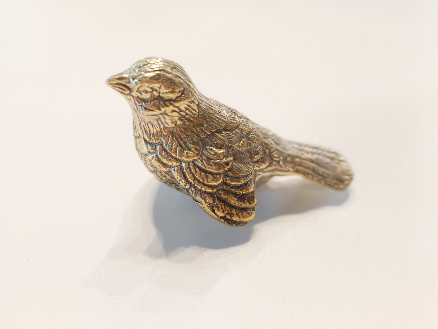 Robin bird brass figurine, antique brass pigeon miniature