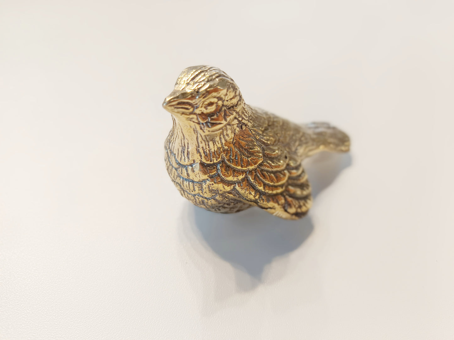 Robin bird brass figurine, antique brass pigeon miniature